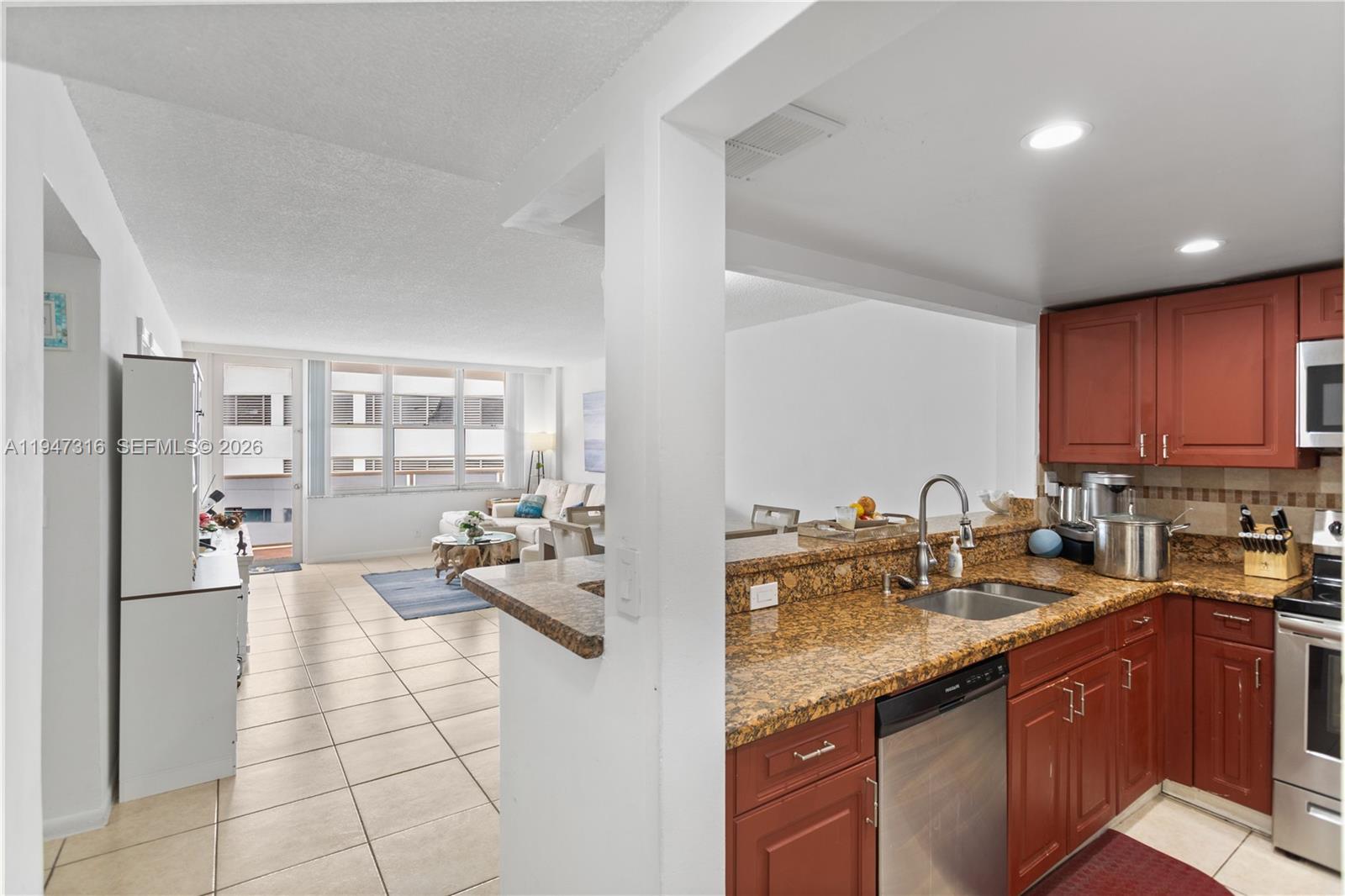 Photo of 3725 Ocean Dr  #1117, Hollywood, Florida, 33019 - 