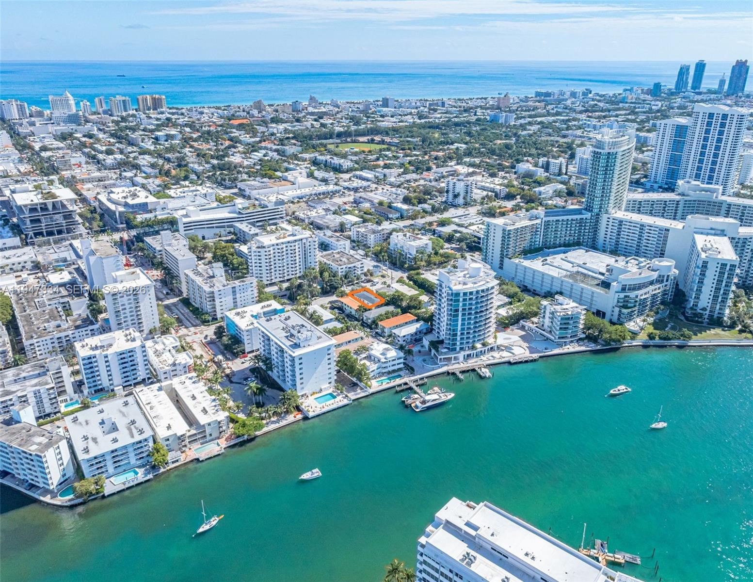   /   sq. ft. $ 2026-01-16 0 foto