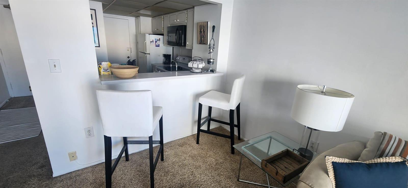 Ver detalles 6h 0 / 1 545 sq. ft. $ 2026-04-09 0 foto