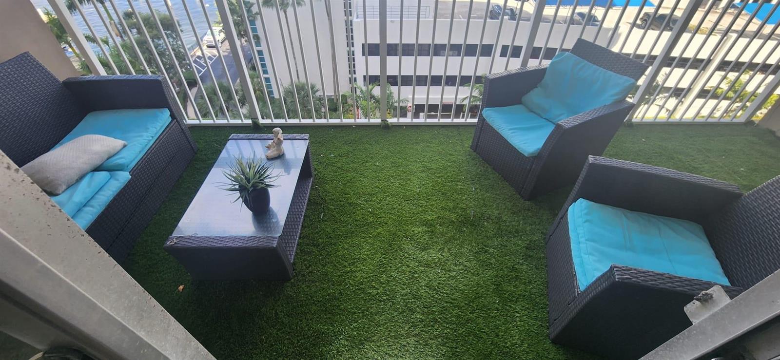 Ver detalles 6h 0 / 1 545 sq. ft. $ 2026-04-09 0 foto