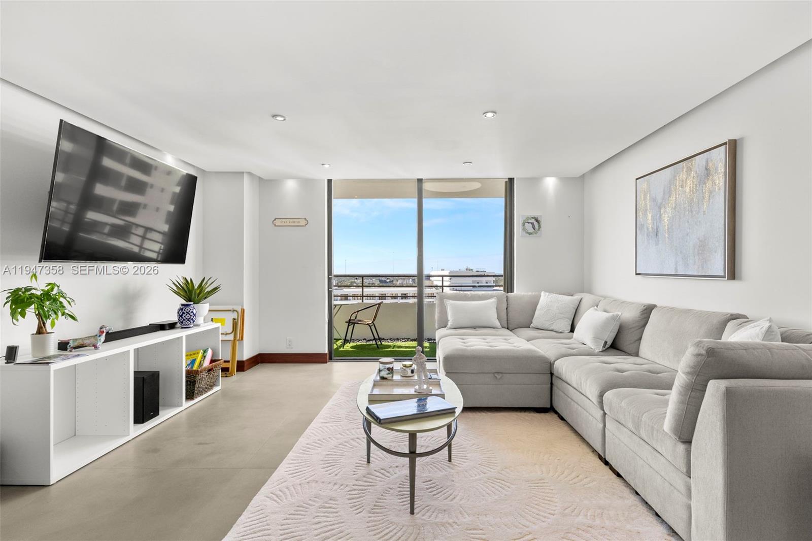 Photo of 2500 Parkview Dr  #2319, Hallandale Beach, Florida, 33009 - 