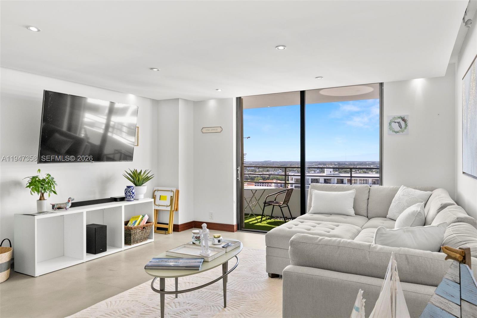 Photo of 2500 Parkview Dr  #2319, Hallandale Beach, Florida, 33009 - 