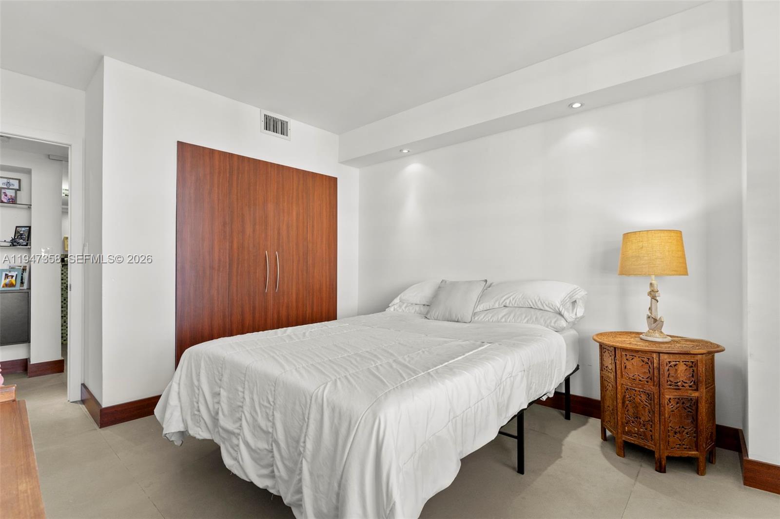 Photo of 2500 Parkview Dr  #2319, Hallandale Beach, Florida, 33009 - 