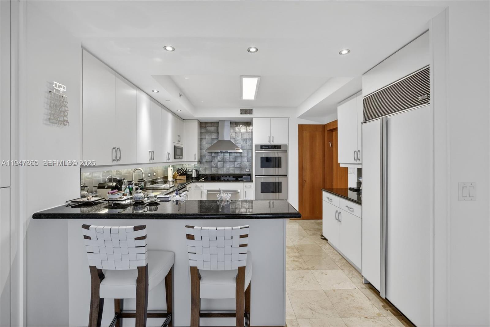 Photo of 3201 183rd St  #906, Aventura, Florida, 33160 - 