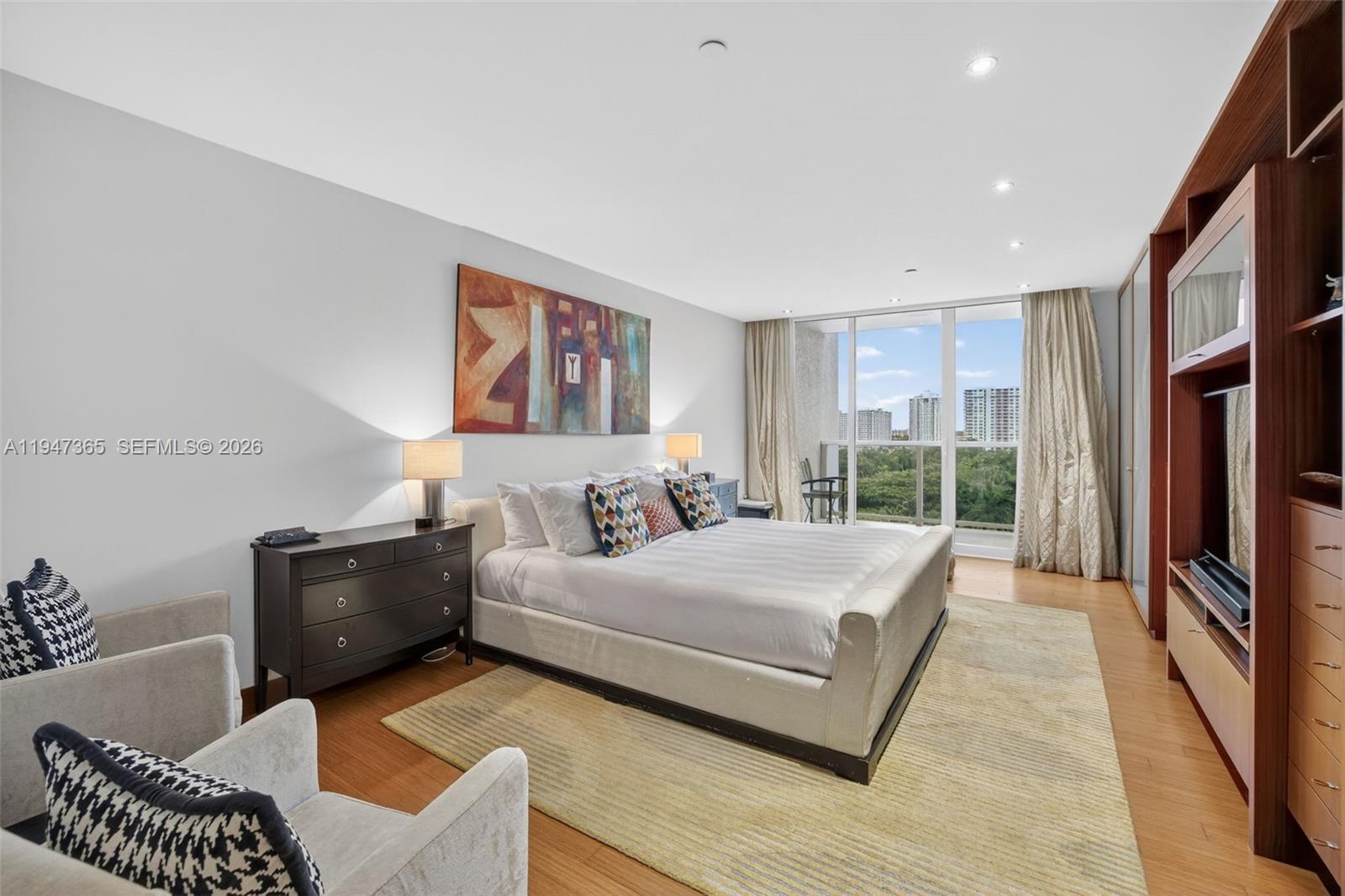 Photo of 3201 183rd St  #906, Aventura, Florida, 33160 - 