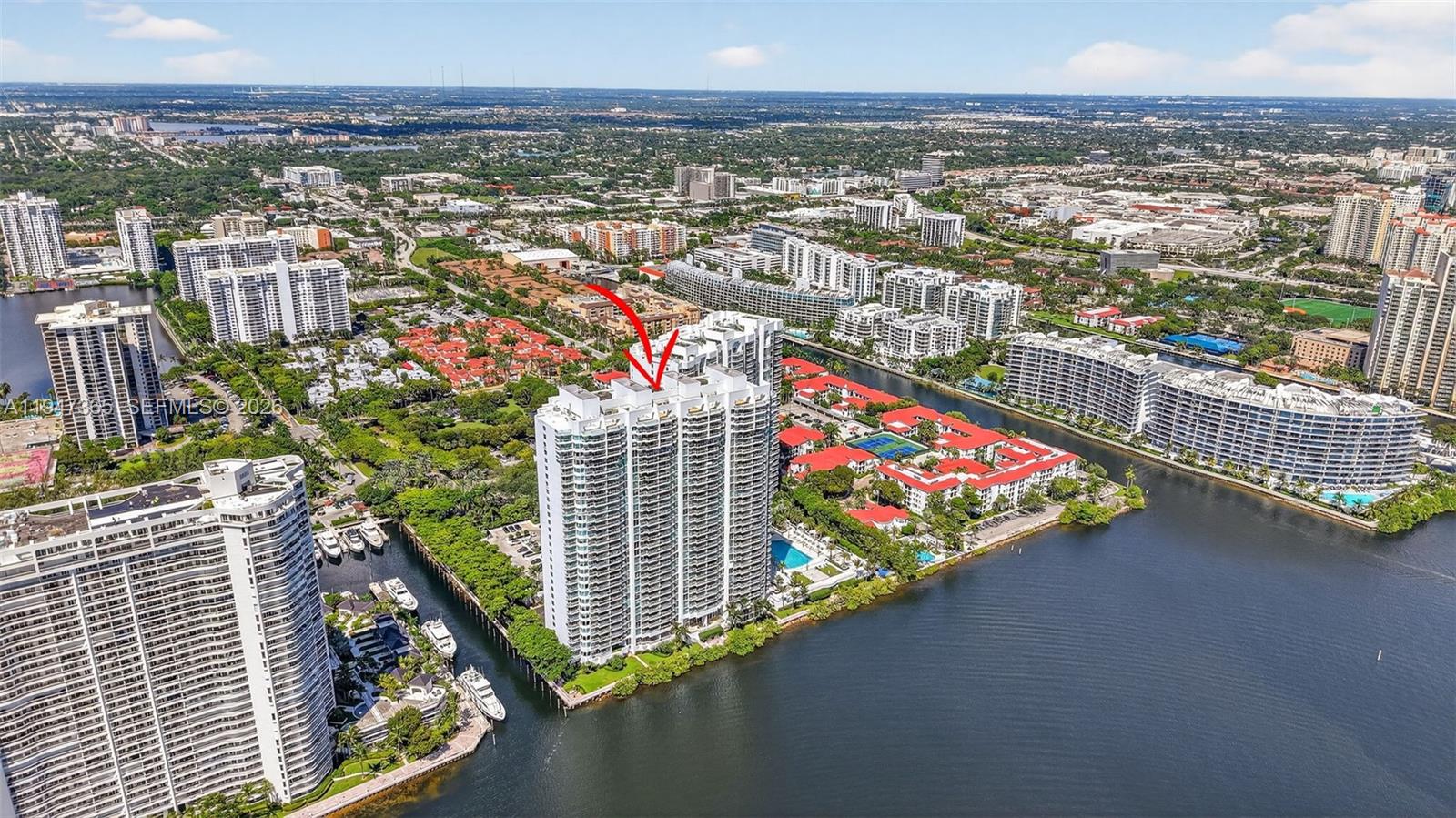 Photo of 3201 183rd St  #906, Aventura, Florida, 33160 - 