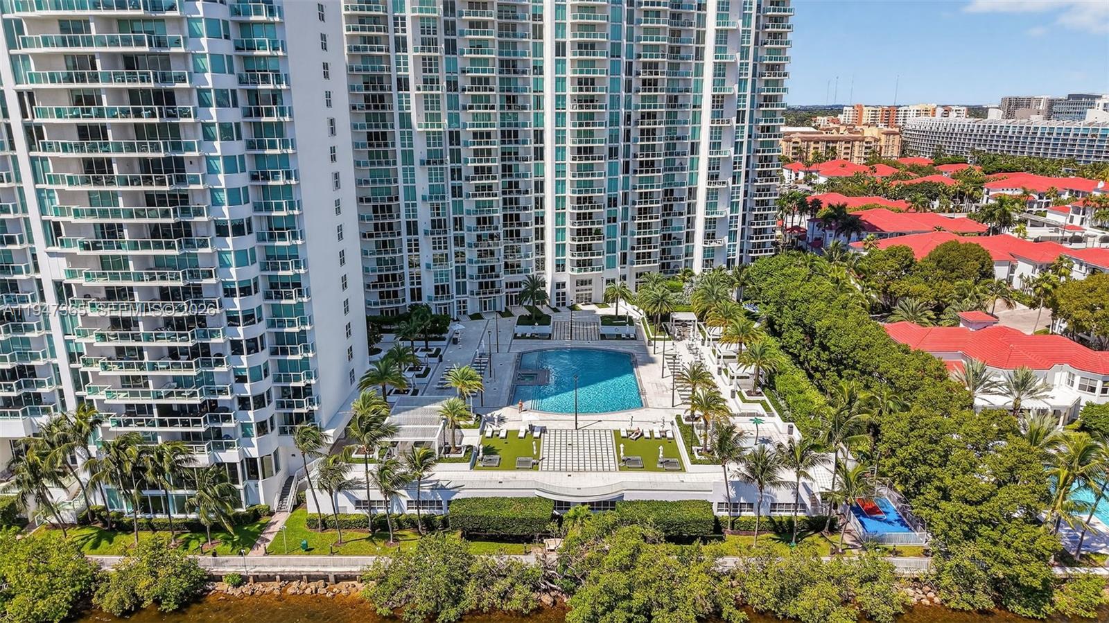 Photo of 3201 183rd St  #906, Aventura, Florida, 33160 - 