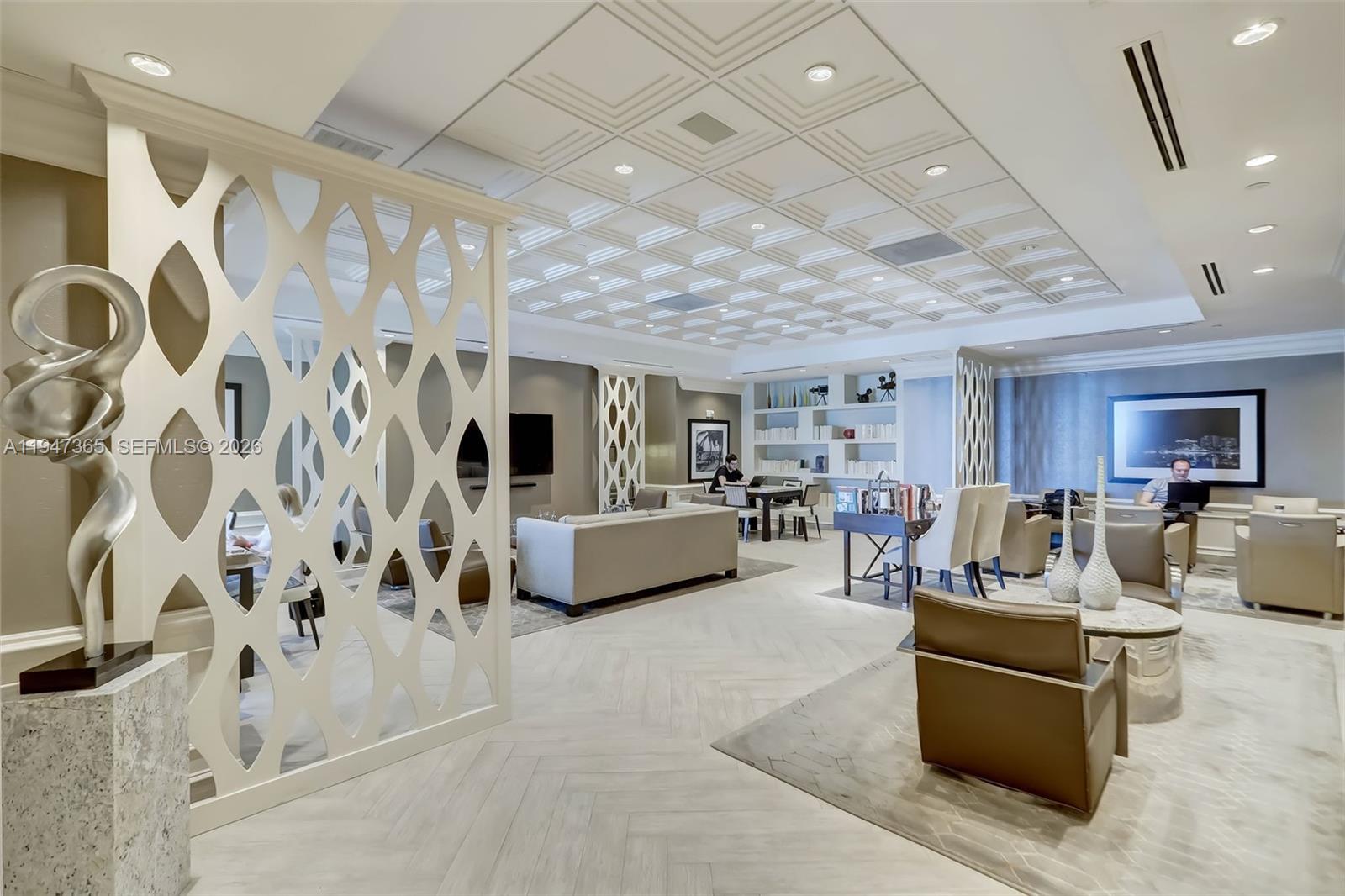 Photo of 3201 183rd St  #906, Aventura, Florida, 33160 - 