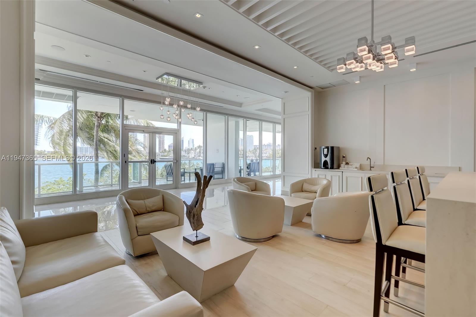 Photo of 3201 183rd St  #906, Aventura, Florida, 33160 - 