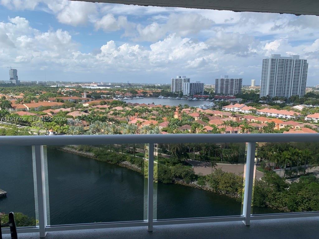 Photo of 20505 Country Club Dr  #1631, Aventura, Florida, 33180 - 