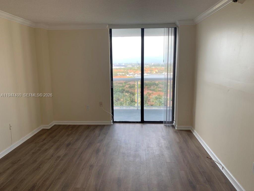 Photo of 20505 Country Club Dr  #1631, Aventura, Florida, 33180 - 