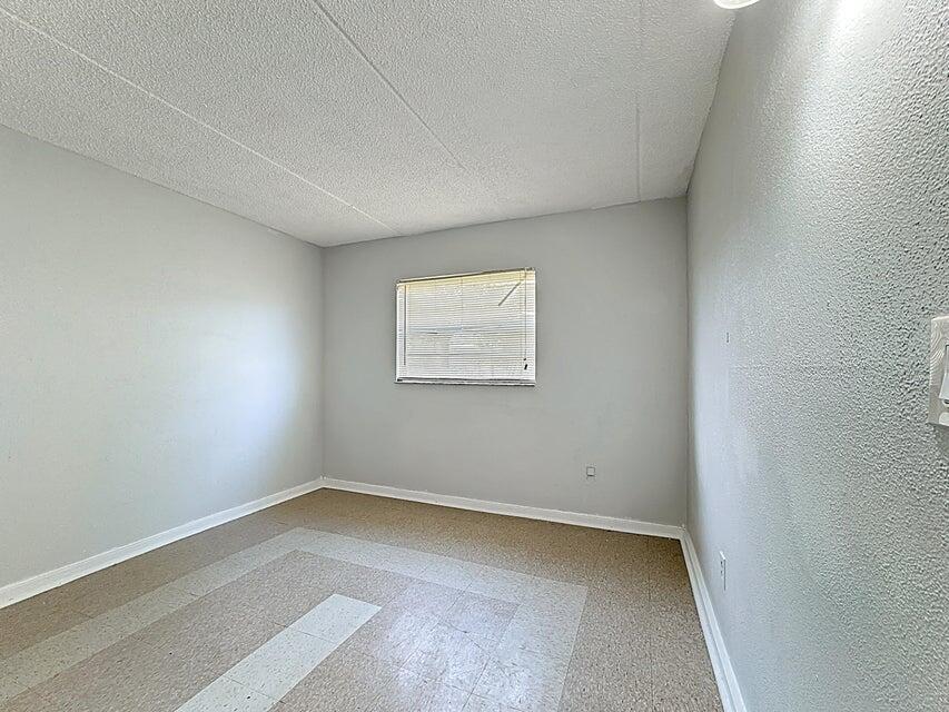   / 2 784 sq. ft. $ 2026-03-26 0 foto