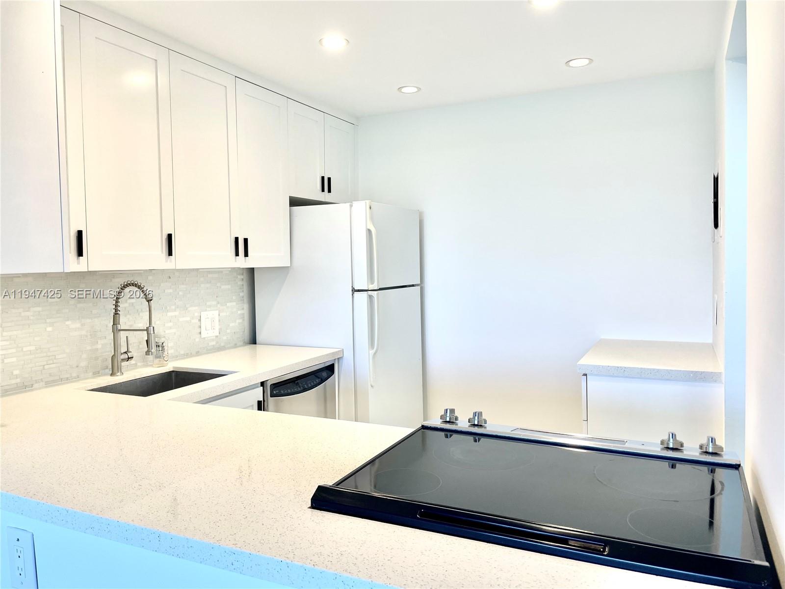 Photo of 20335 Country Club Dr  #405, Aventura, Florida, 33180 - 