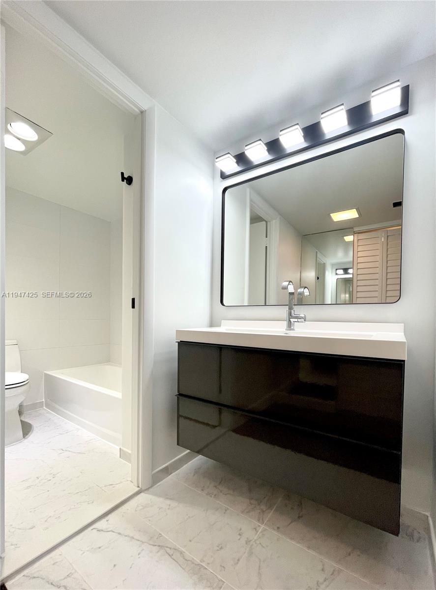 Photo of 20335 Country Club Dr  #405, Aventura, Florida, 33180 - 