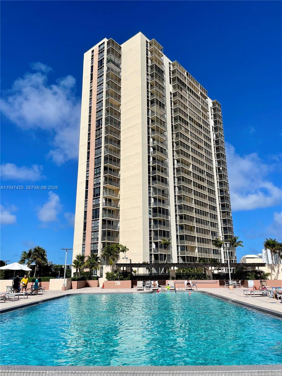Photo of 20335 Country Club Dr  #405, Aventura, Florida, 33180 - 