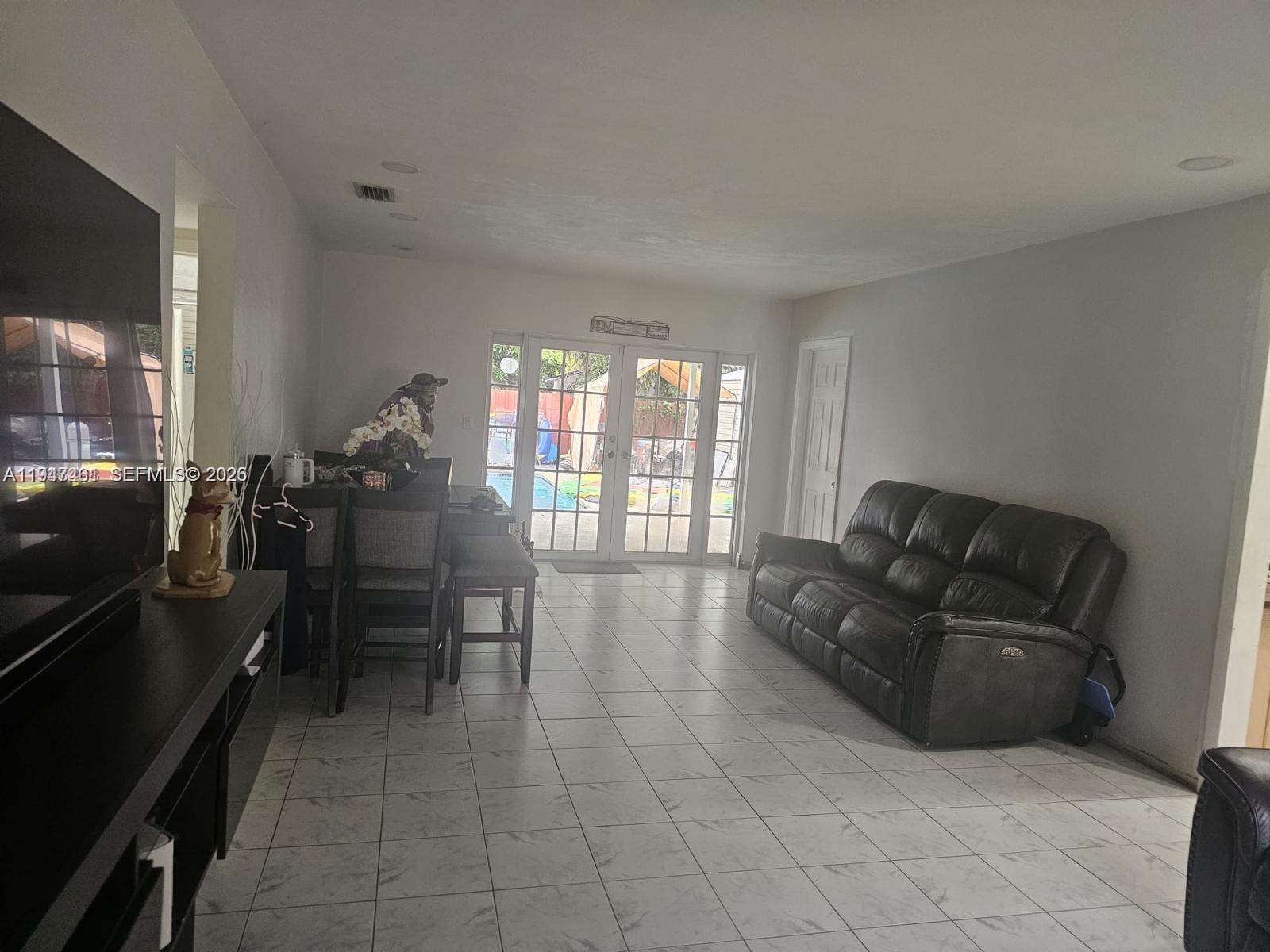 8930 3 / 2 1352 sq. ft. $ 2026-01-16 0 Photo
