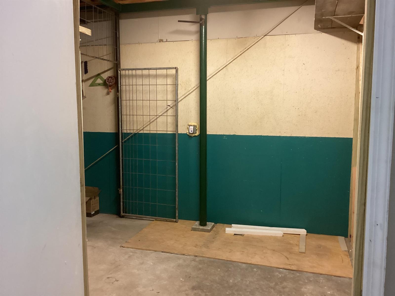 See details / 2 sq. ft. $ 2026-06-17 0 Photo