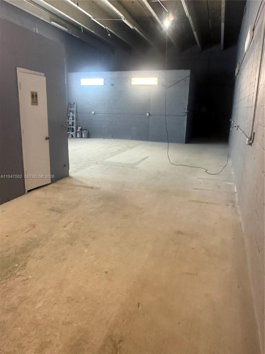   /   кв.футов $ 2026-01-17 0 Фото