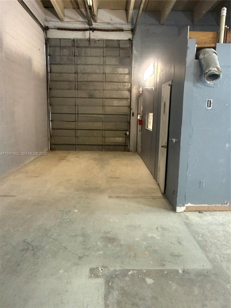   /   кв.футов $ 2026-01-17 0 Фото