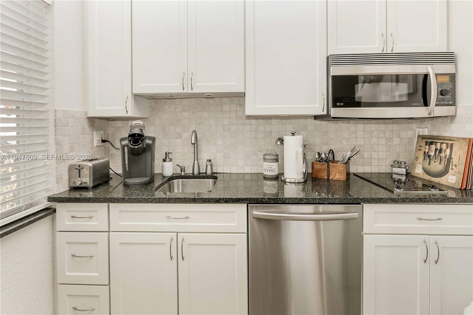   /   sq. ft. $ 2026-01-17 0 Photo