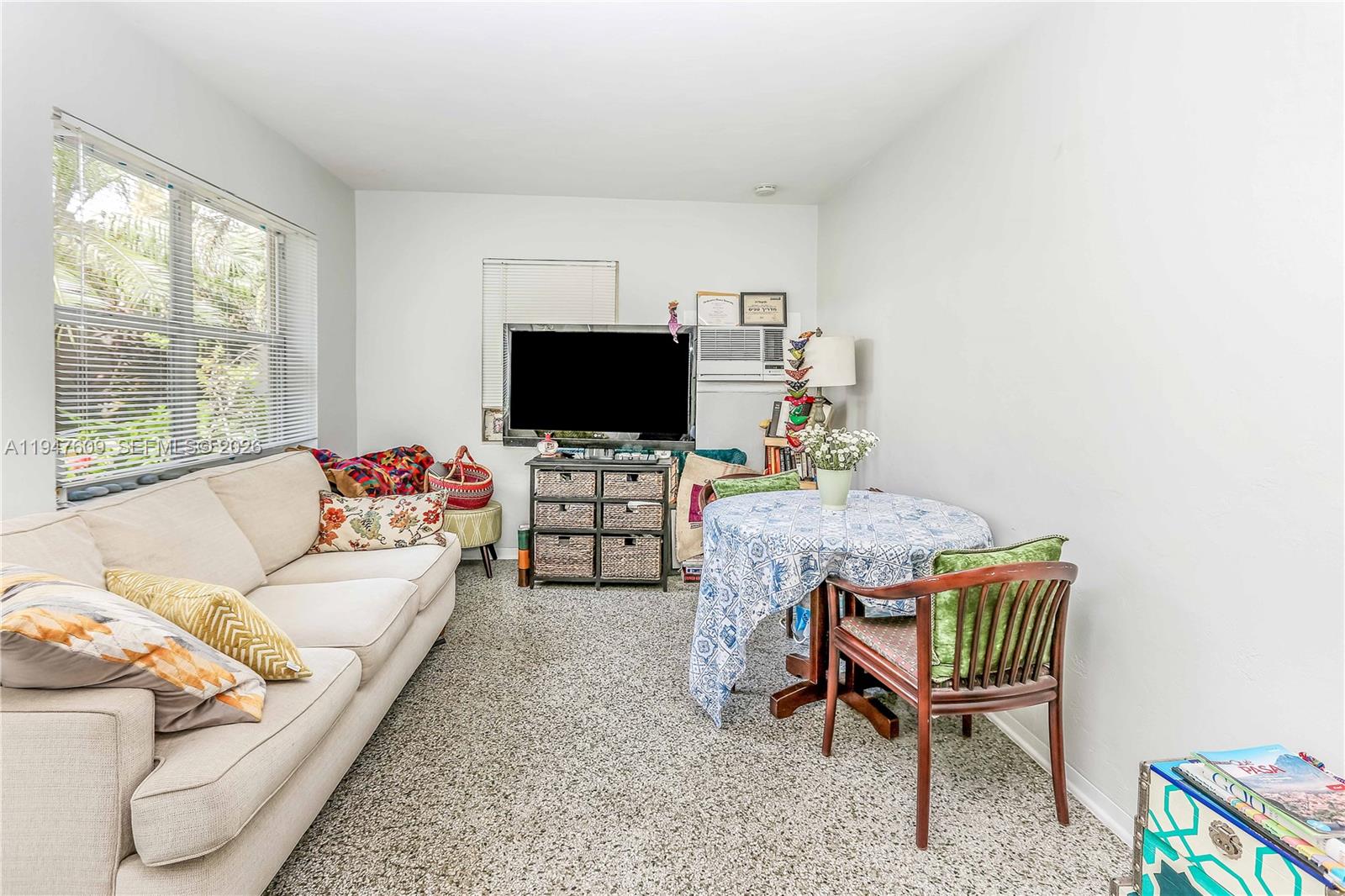   /   sq. ft. $ 2026-01-17 0 Photo