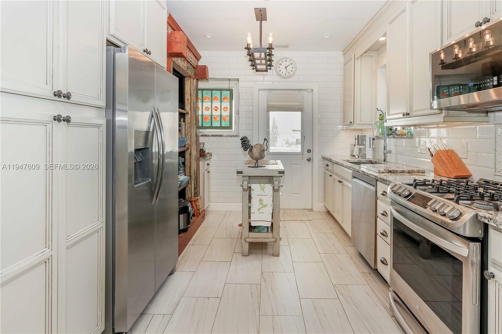   /   sq. ft. $ 2026-01-17 0 Photo