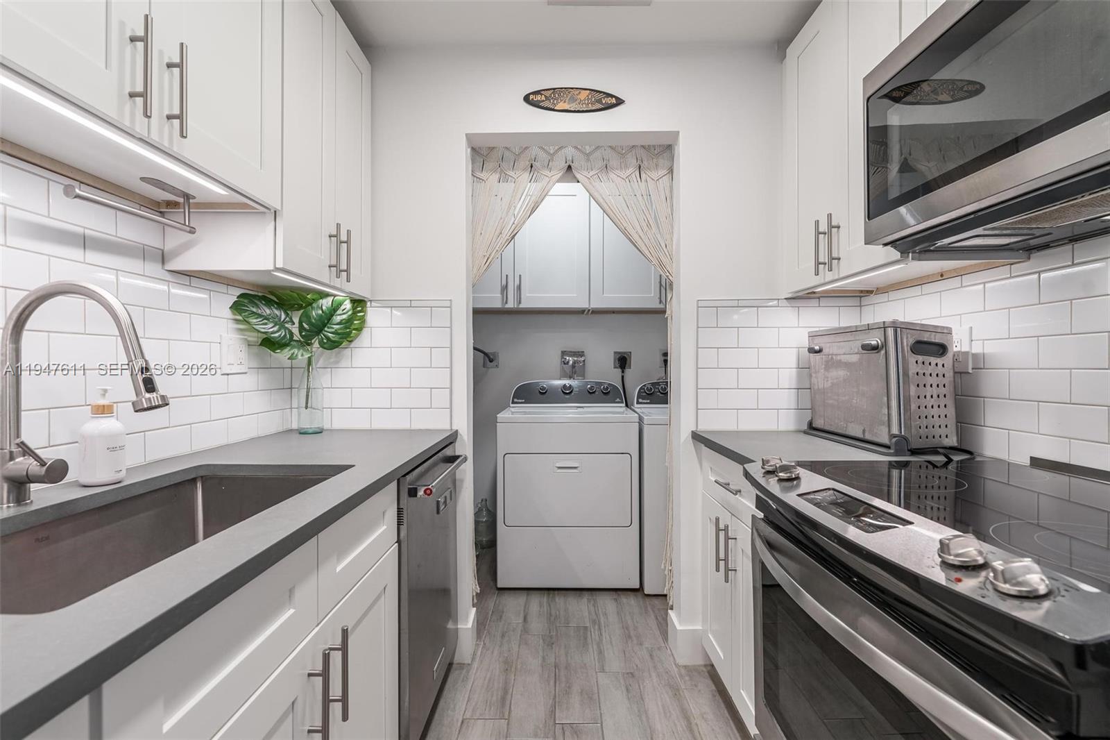   /  2174 sq. ft. $ 2026-01-17 0 foto