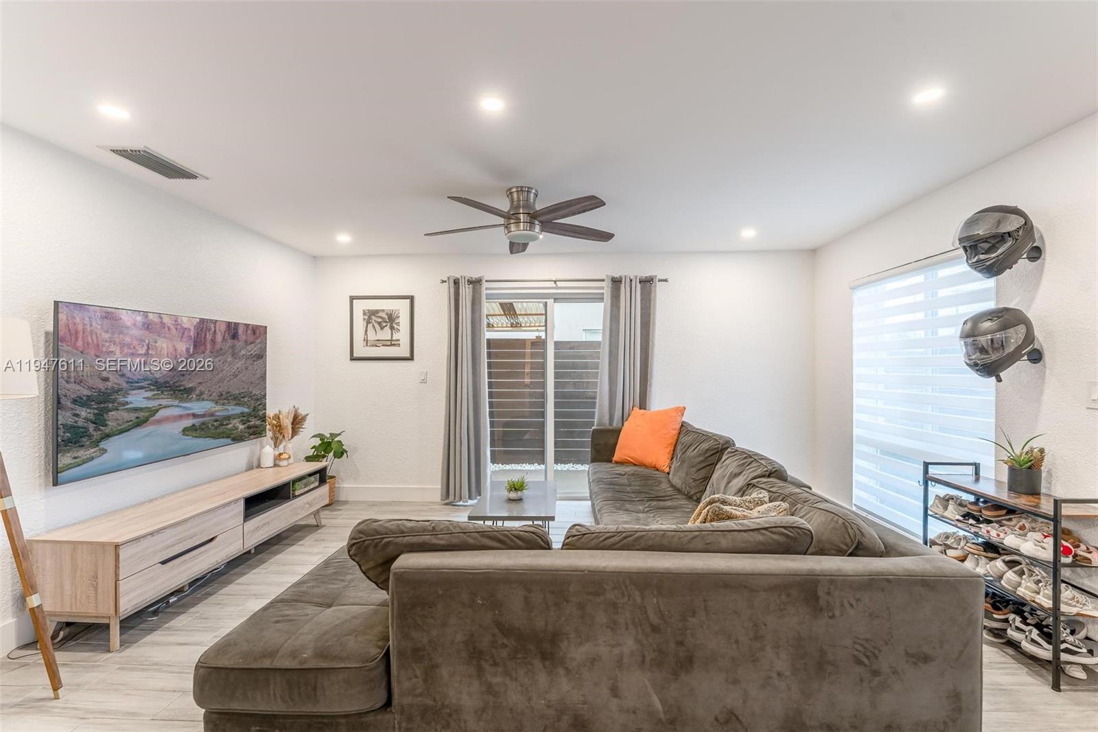   /  2174 sq. ft. $ 2026-01-17 0 foto