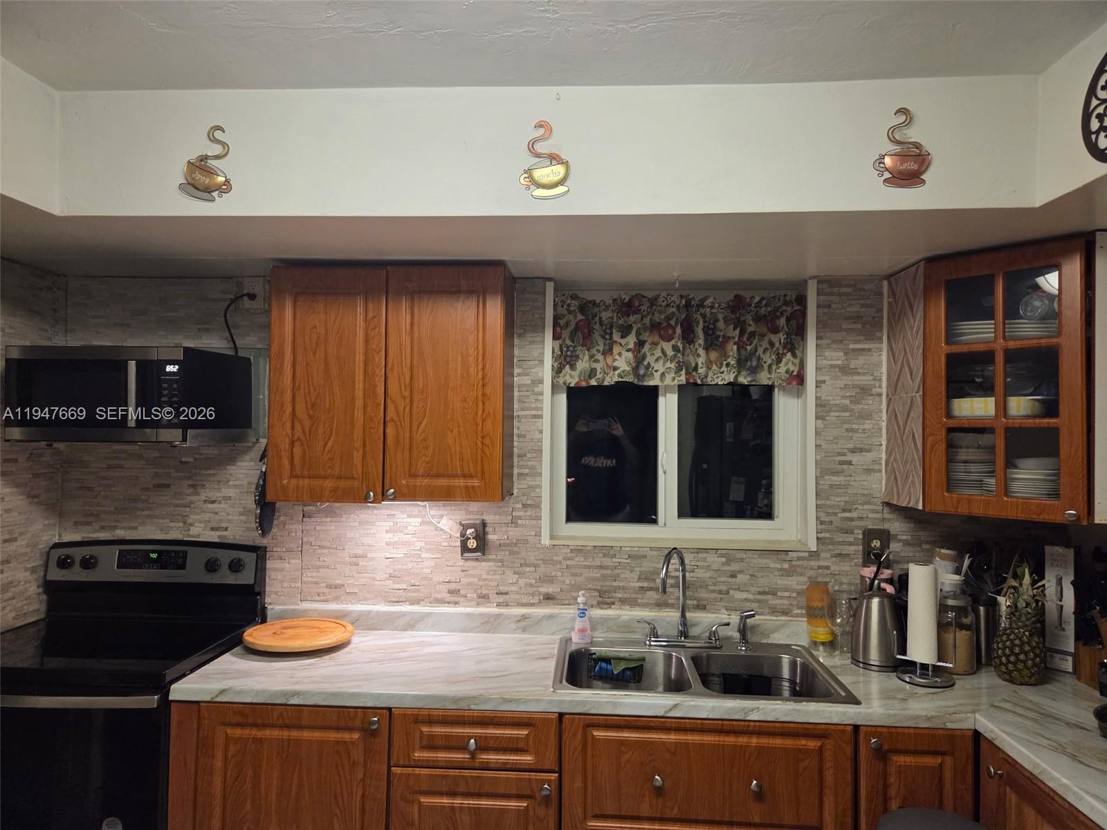 800 3 / 2 1393 sq. ft. $ 2026-01-17 0 Photo