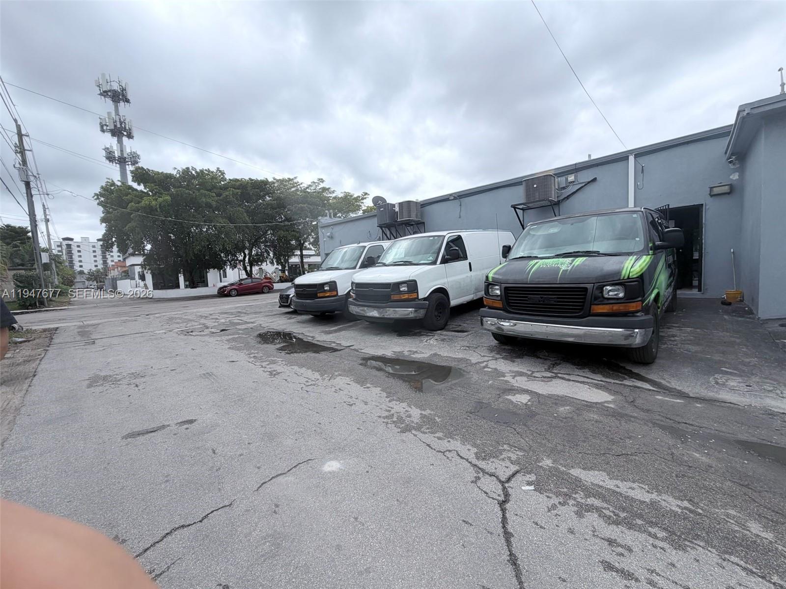   /   sq. ft. $ 2026-01-17 0 Photo