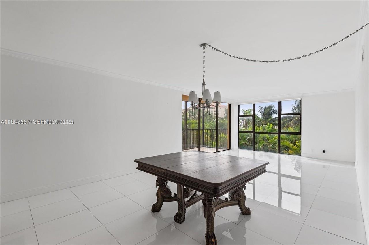 Photo of 20335 Country Club Dr  #209, Aventura, Florida, 33180 - 