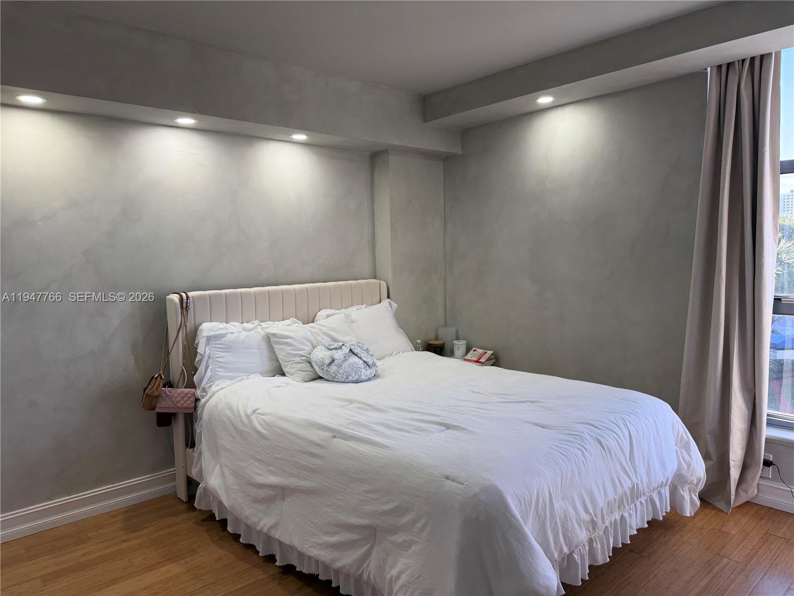 Photo of 19101 36th Ct  #406, Aventura, Florida, 33180 - 