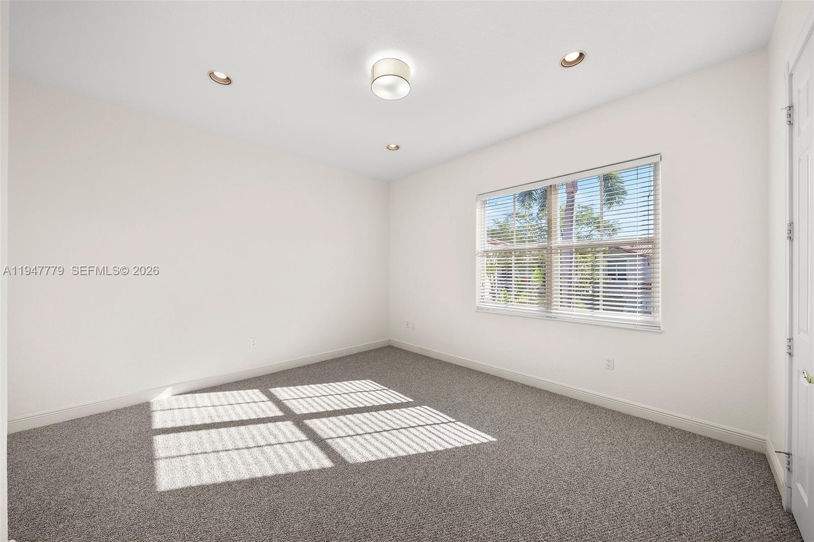 Photo of 1500 Shoreline Way  (1500), Hollywood, Florida, 33019 - 