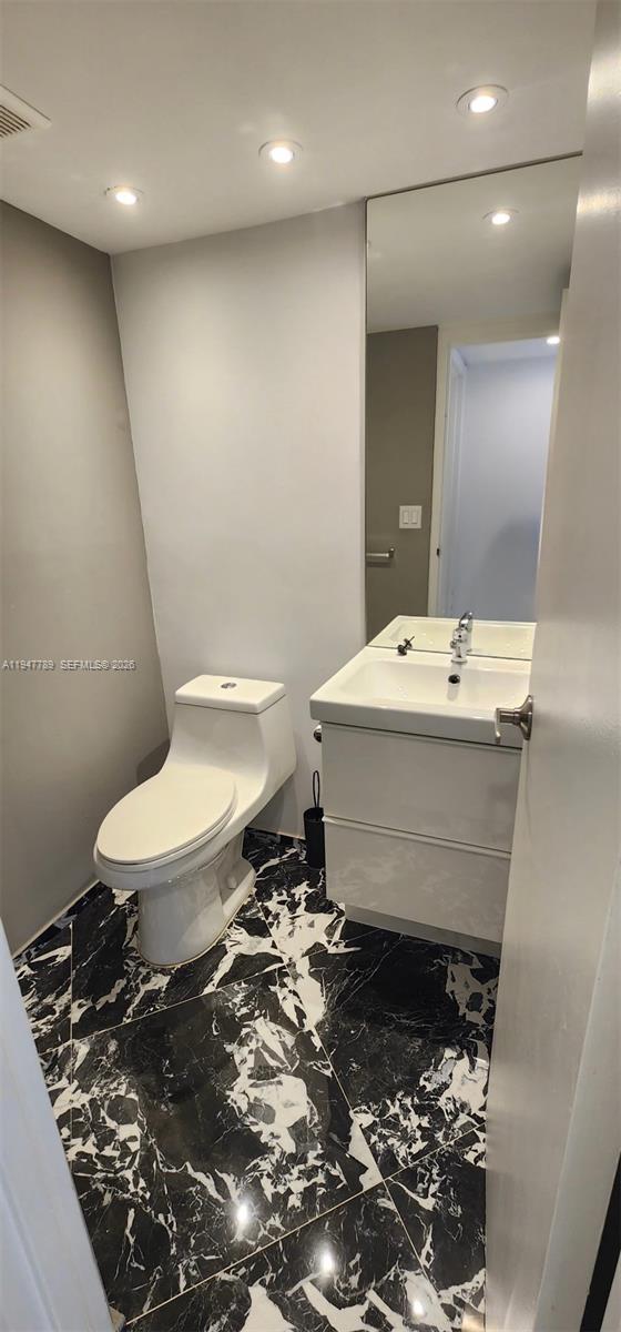 1220 1 / 2 991 sq. ft. $ 2026-01-18 0 foto