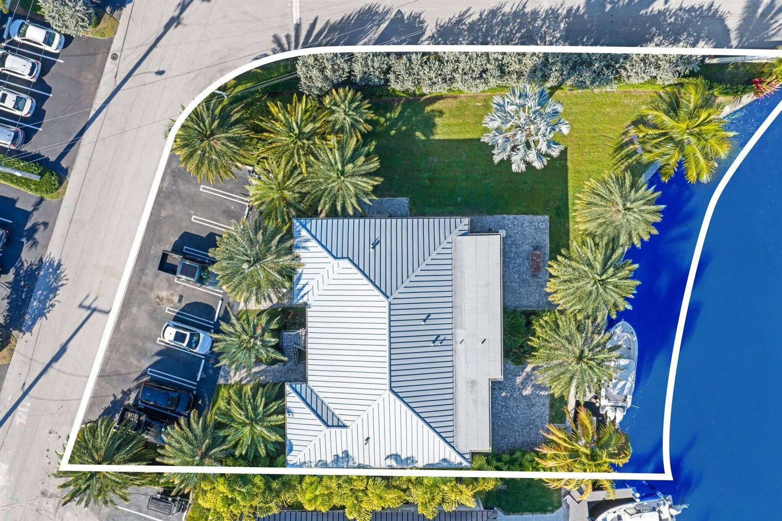   / 8 4240 sq. ft. $ 2026-06-21 0 foto