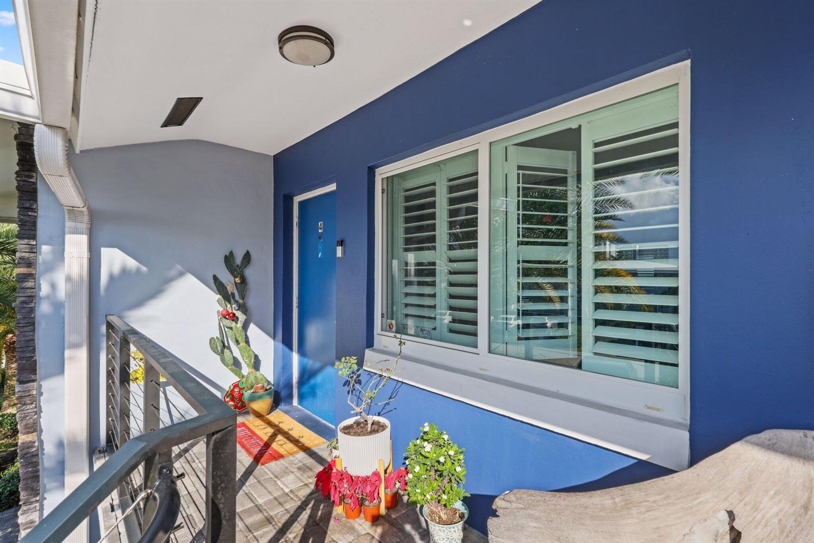   / 8 4240 sq. ft. $ 2026-06-21 0 foto
