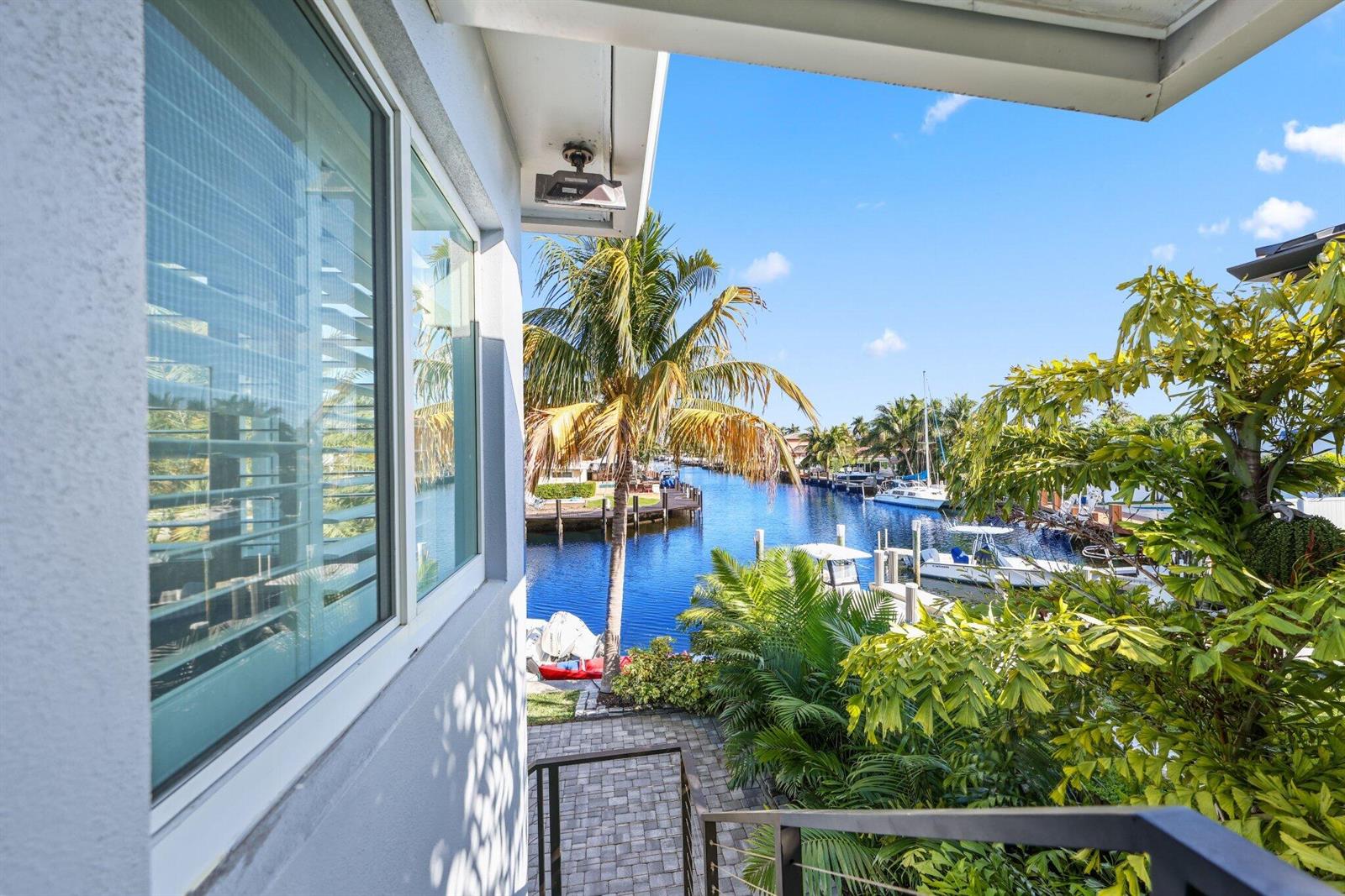   / 8 4240 sq. ft. $ 2026-06-21 0 foto