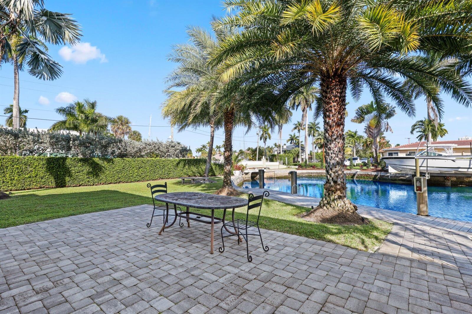   / 8 4240 sq. ft. $ 2026-06-21 0 foto