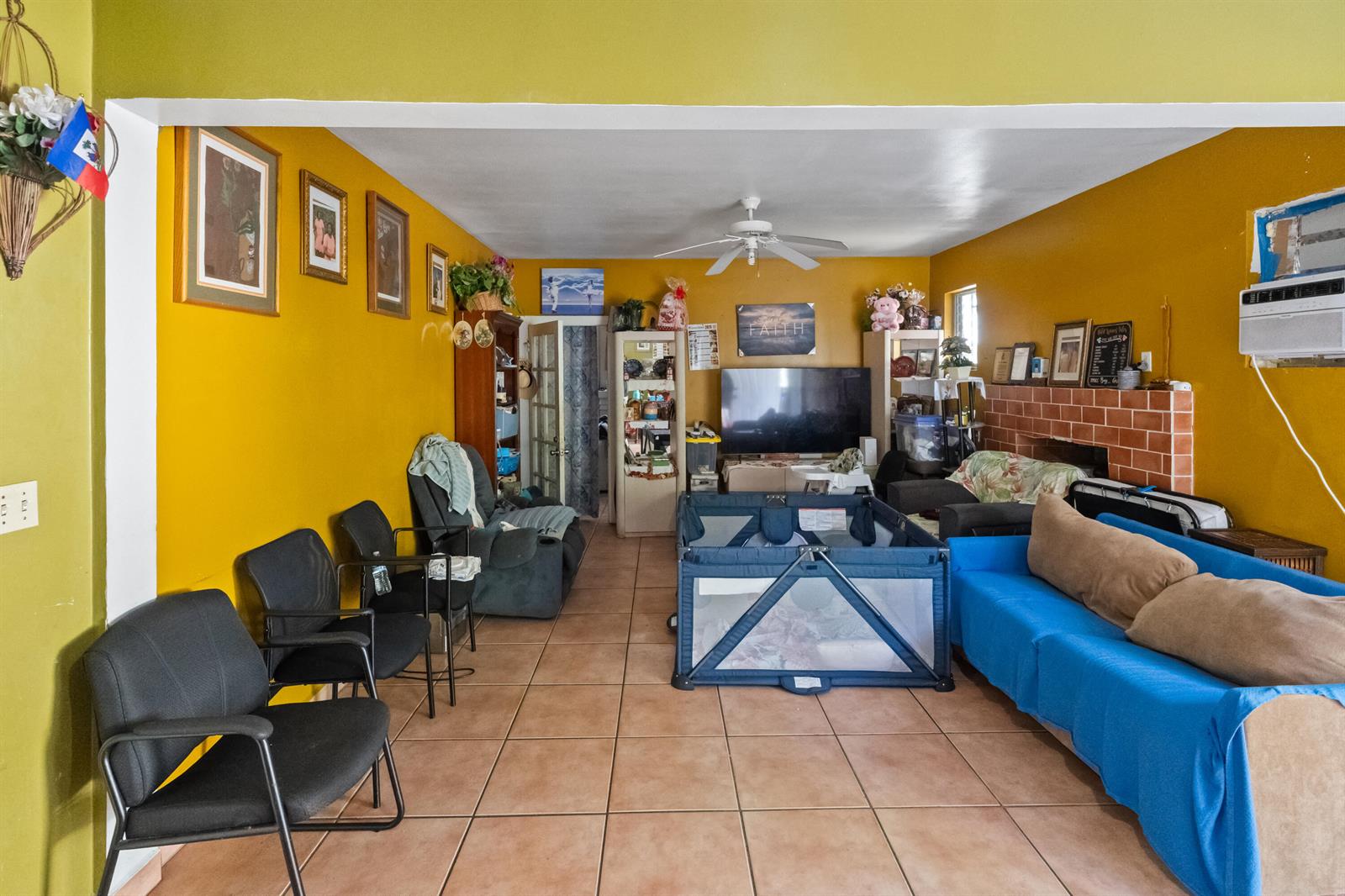 Ver detalles / 3 2176 sq. ft. $ 2026-06-11 0 foto
