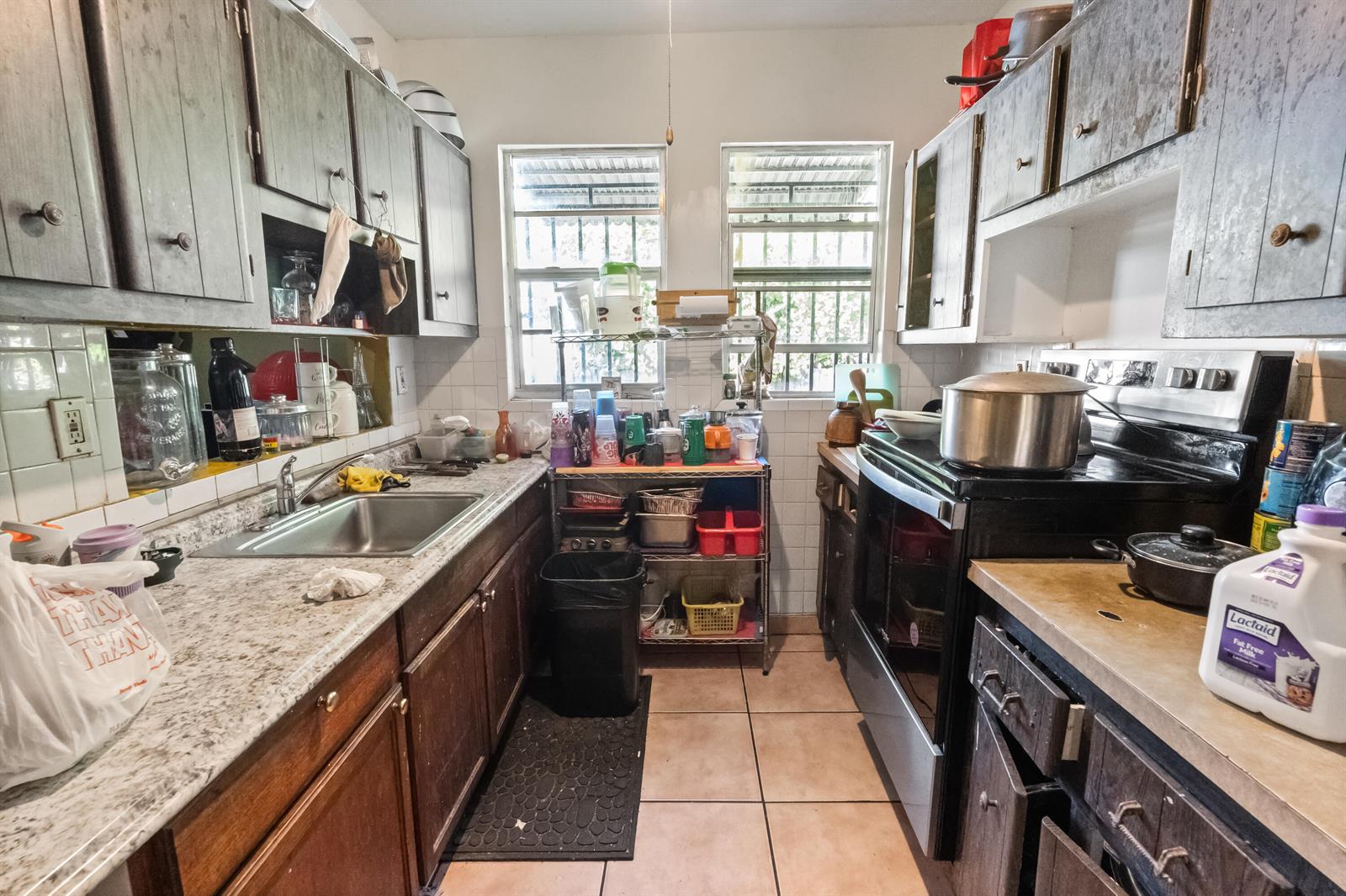 Ver detalles / 3 2176 sq. ft. $ 2026-06-11 0 foto