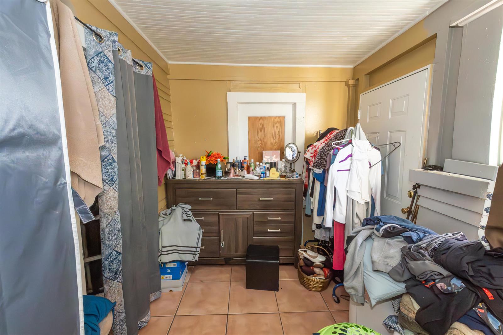Ver detalles / 3 2176 sq. ft. $ 2026-06-11 0 foto