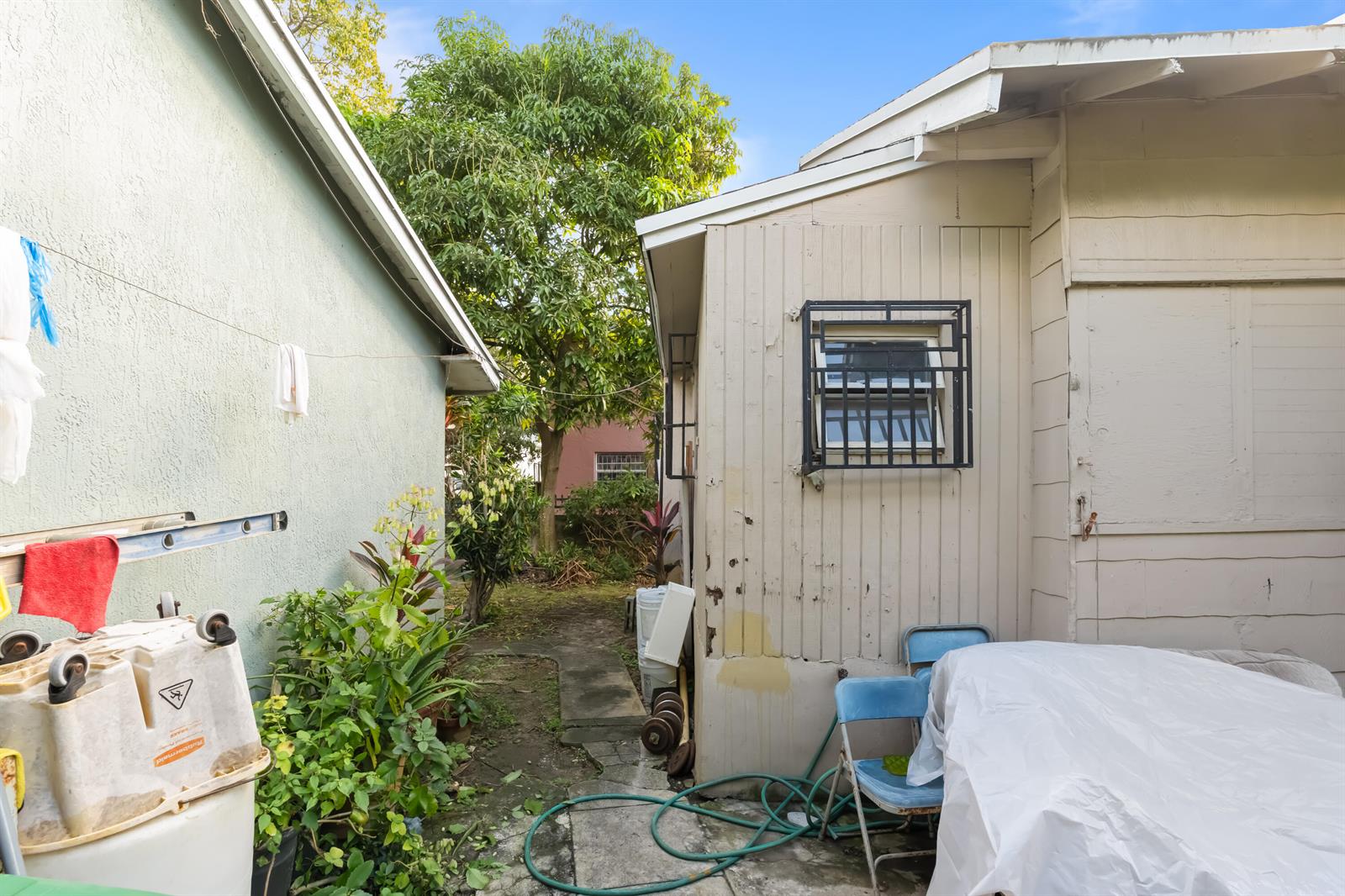 Ver detalles / 3 2176 sq. ft. $ 2026-06-11 0 foto