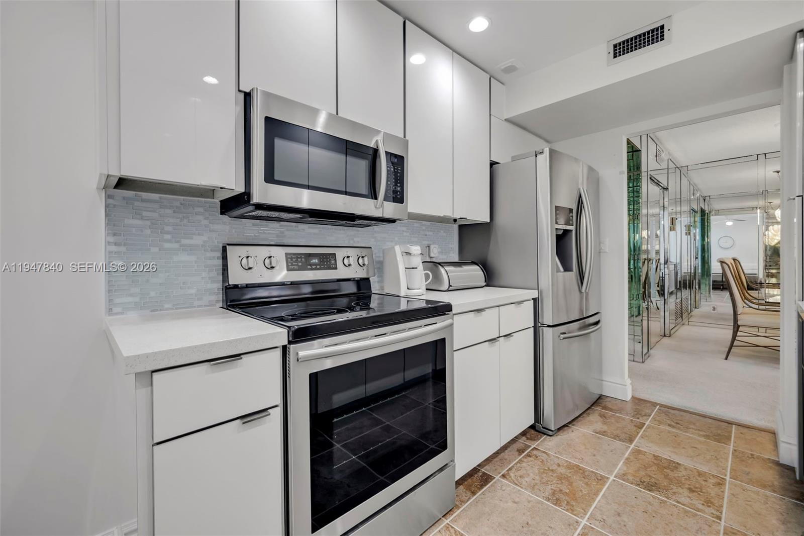 316 1 / 2 844 sq. ft. $ 2026-01-18 0 Photo