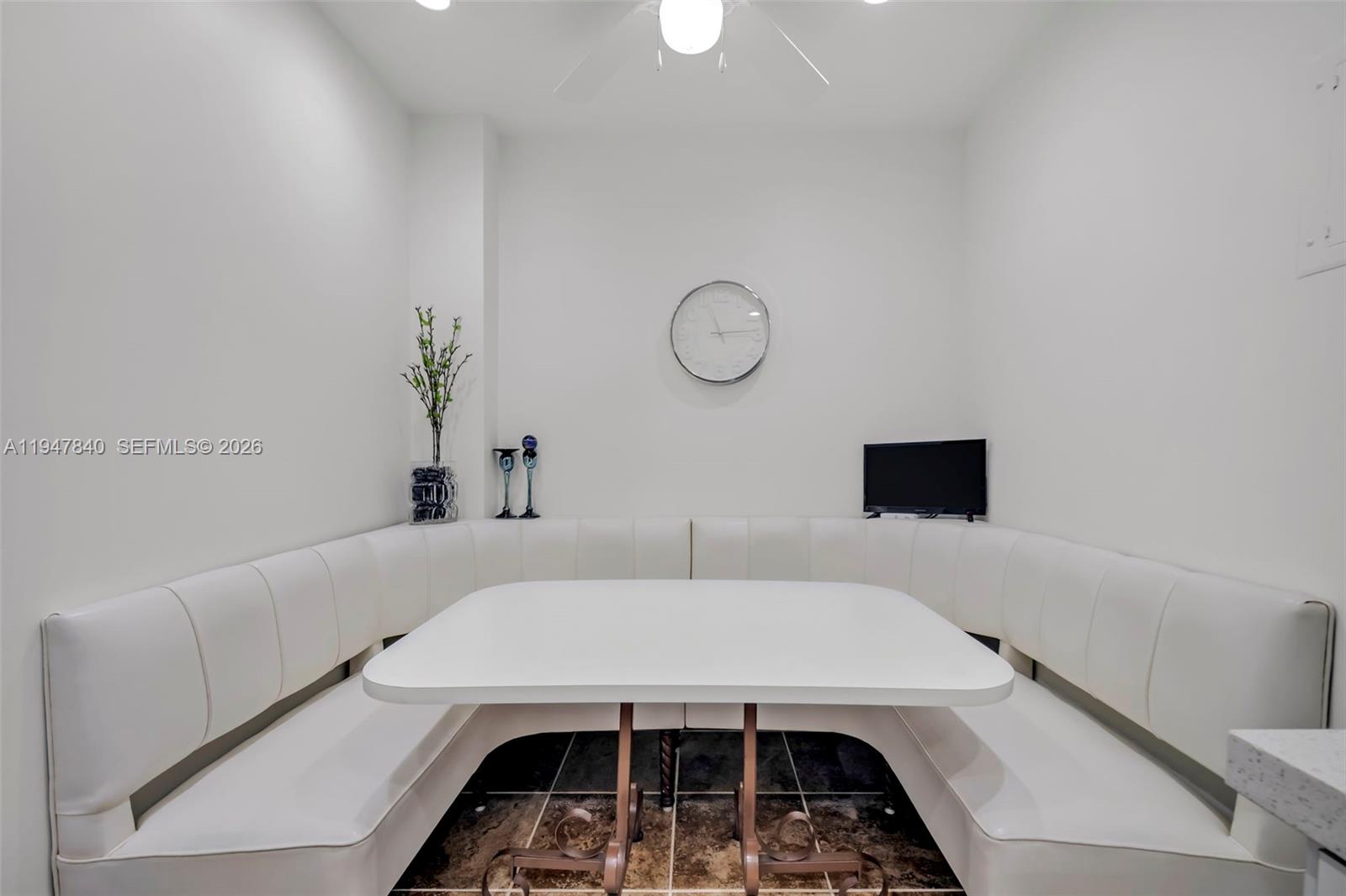 316 1 / 2 844 sq. ft. $ 2026-01-18 0 Photo