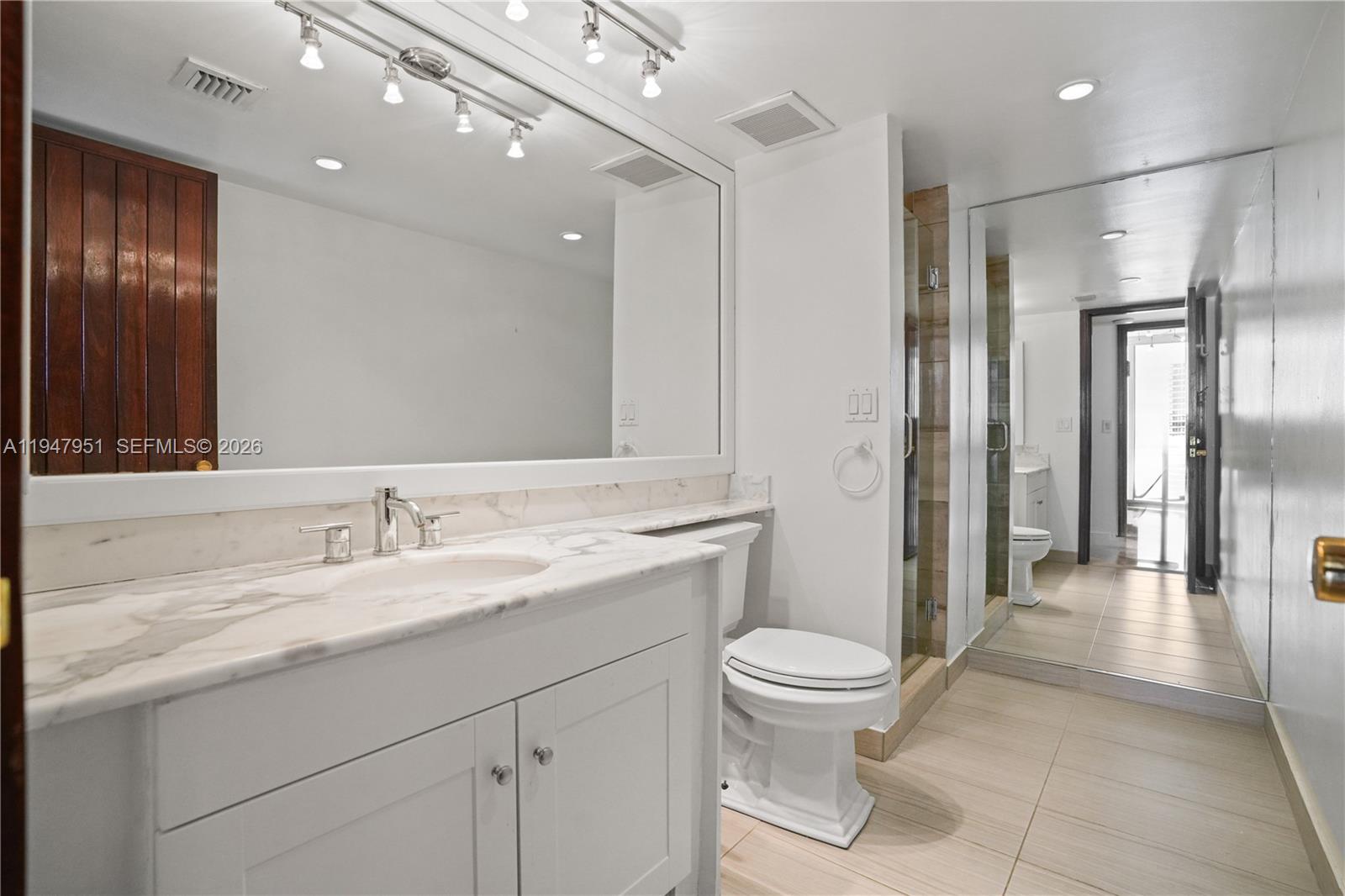 Photo of 19355 Turnberry Way #25GR, Aventura, Florida, 33180 -