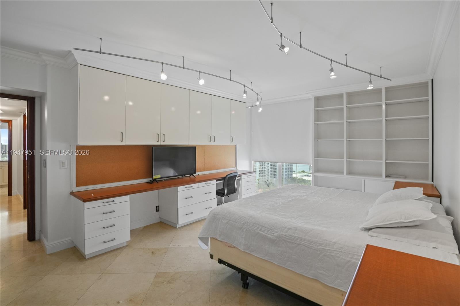 Photo of 19355 Turnberry Way #25GR, Aventura, Florida, 33180 -