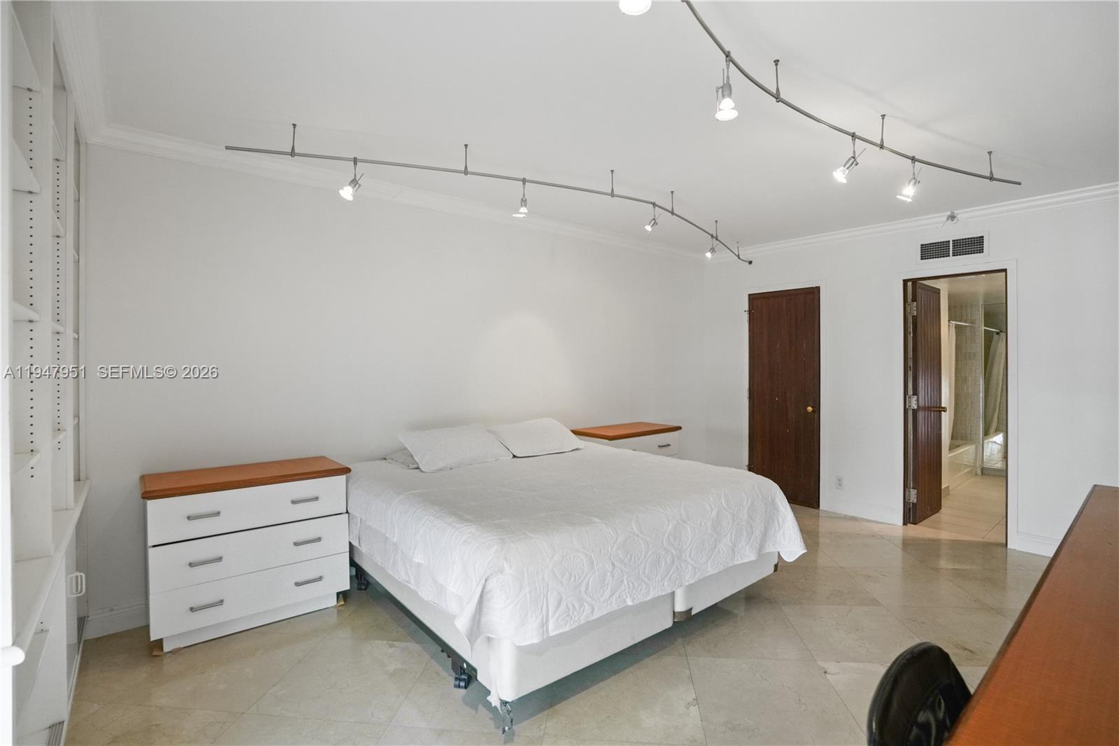 Photo of 19355 Turnberry Way #25GR, Aventura, Florida, 33180 -