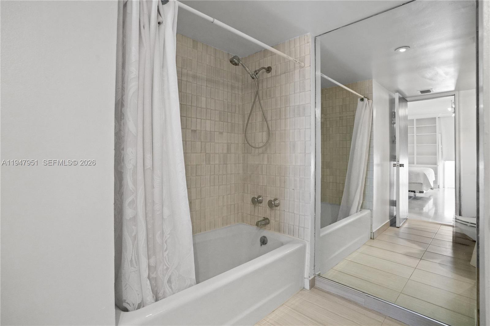 Photo of 19355 Turnberry Way #25GR, Aventura, Florida, 33180 -