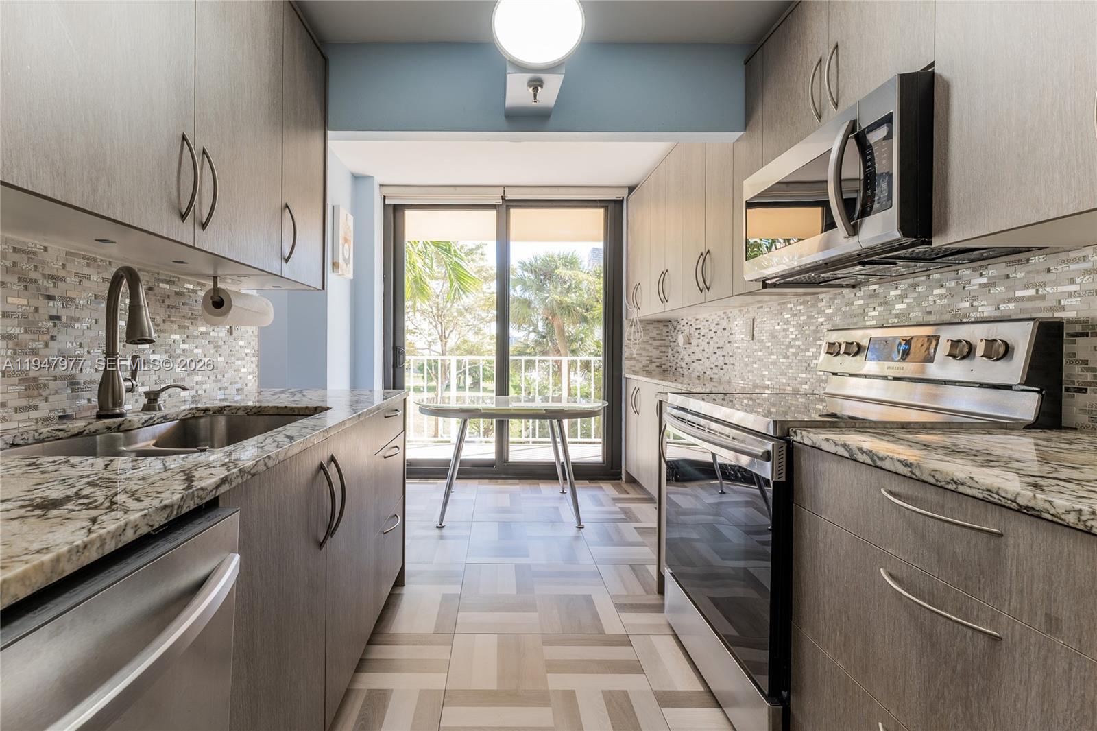 See details 318 2 / 2 1240 sq. ft. $ 2026-02-24 0 Photo