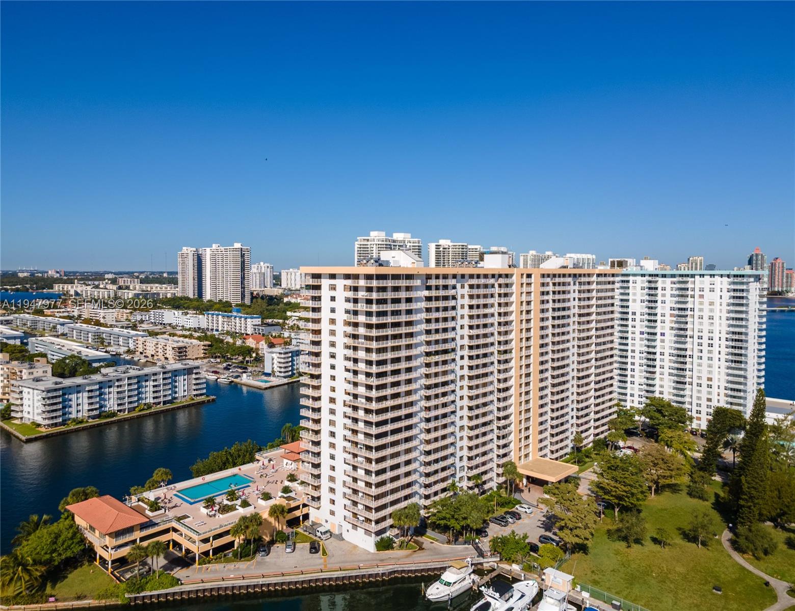 See details 318 2 / 2 1240 sq. ft. $ 2026-02-24 0 Photo